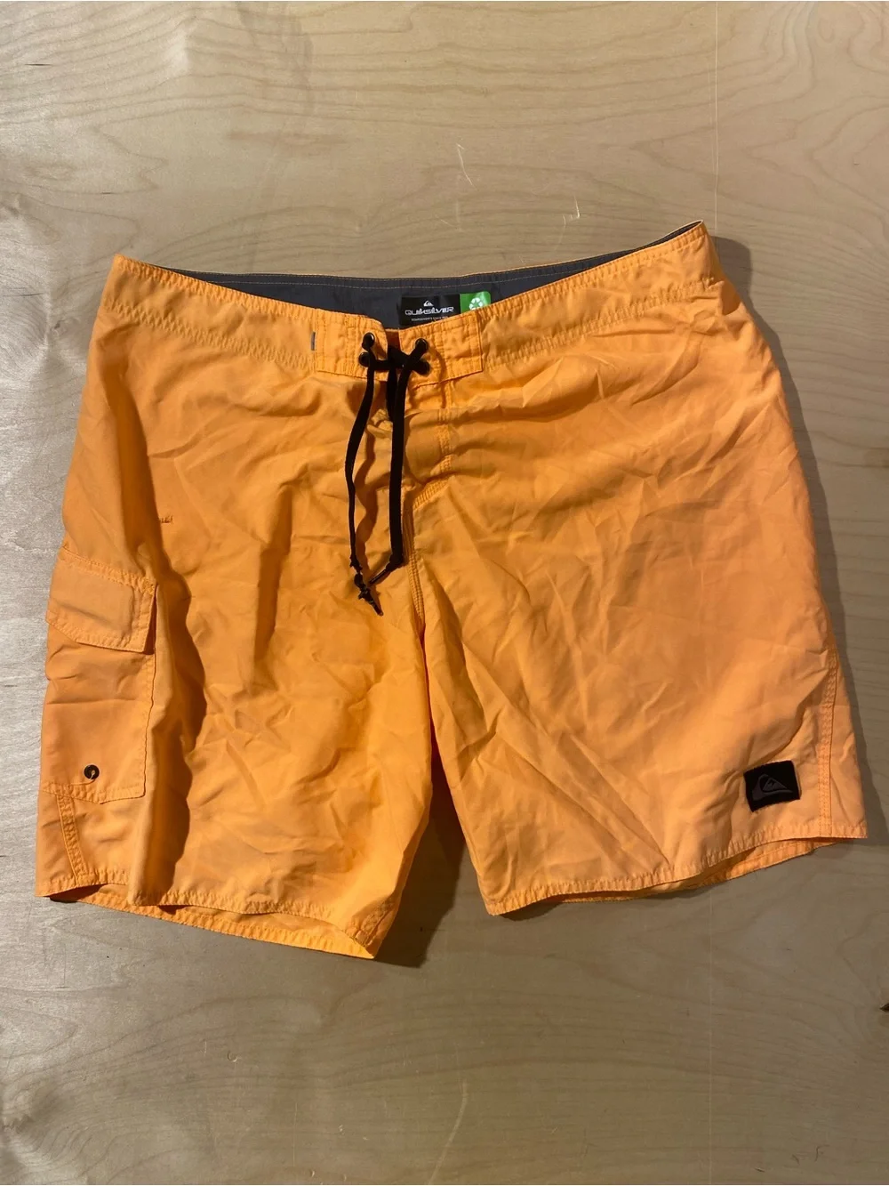 Quiksilver Men’s Orange Board Shorts 38 (BM)